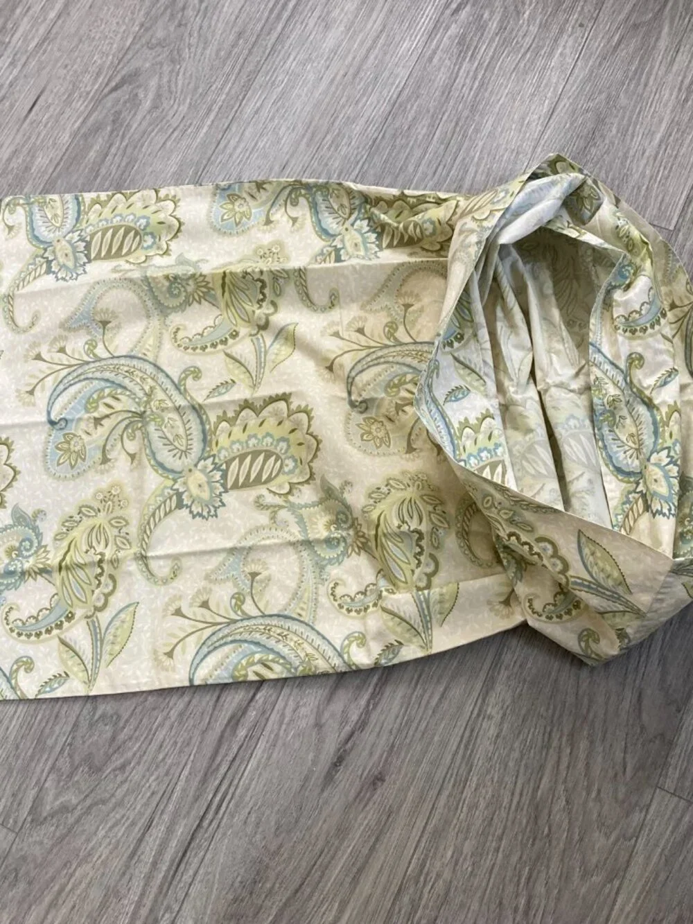 POTTERY BARN Pillow Case Paisley Envelope End Closure STANDARD Size